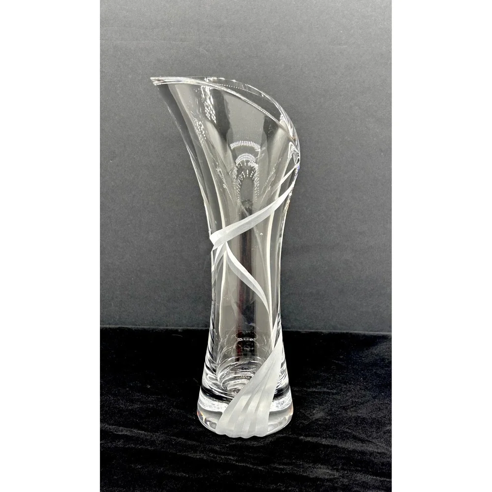 Clear Crystal Flared Vase Frosted Ribbon Etched Tri-Corner Rim 8.5 inch